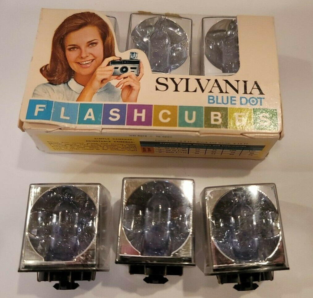 SYLVANIA BLUE DOT FLASHCUBES For Kodak Instamatic