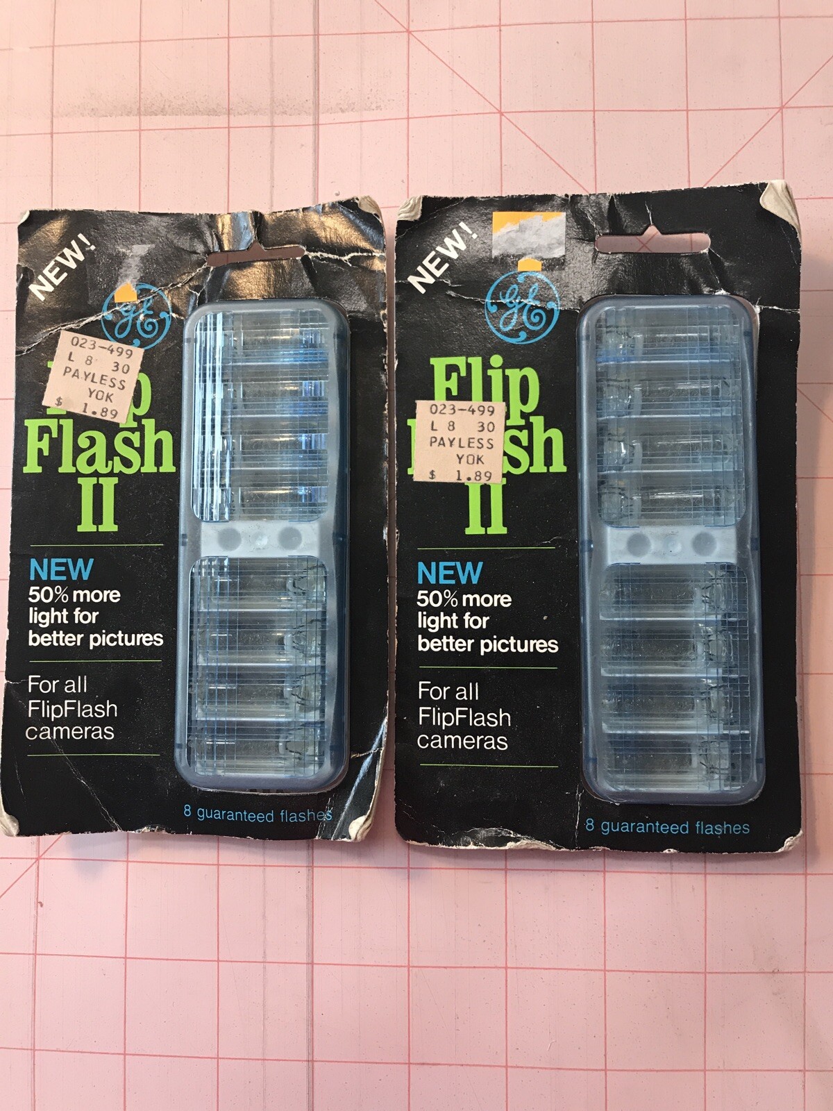 2 NWT Flip Flash II Camera Light Bulb Array Replacement
