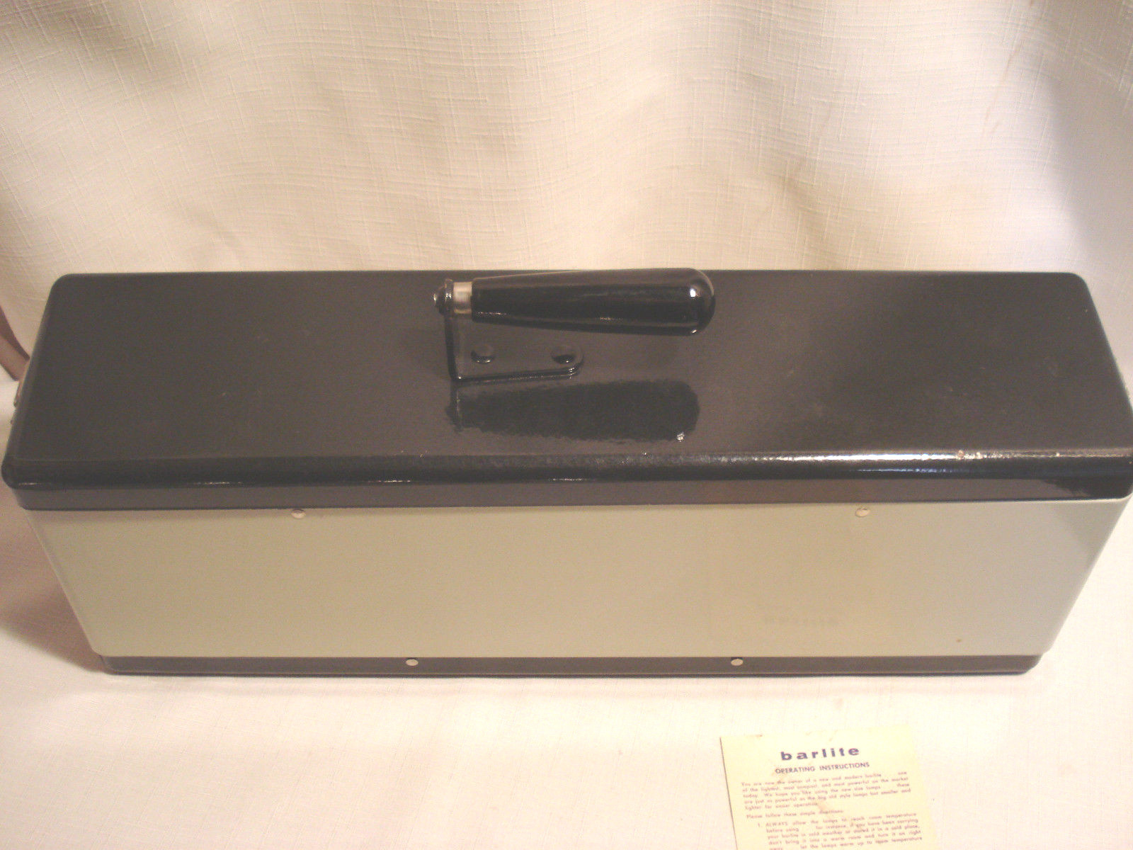 Vintage Movie Camera ” Knox ” Super k. Bar Light U.S.A.