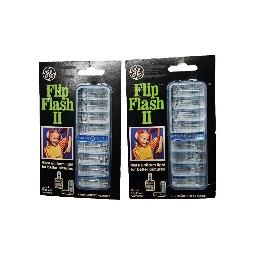 VTG Two Flip Flash II Camera Flash Bulbs 8 Flashes Each