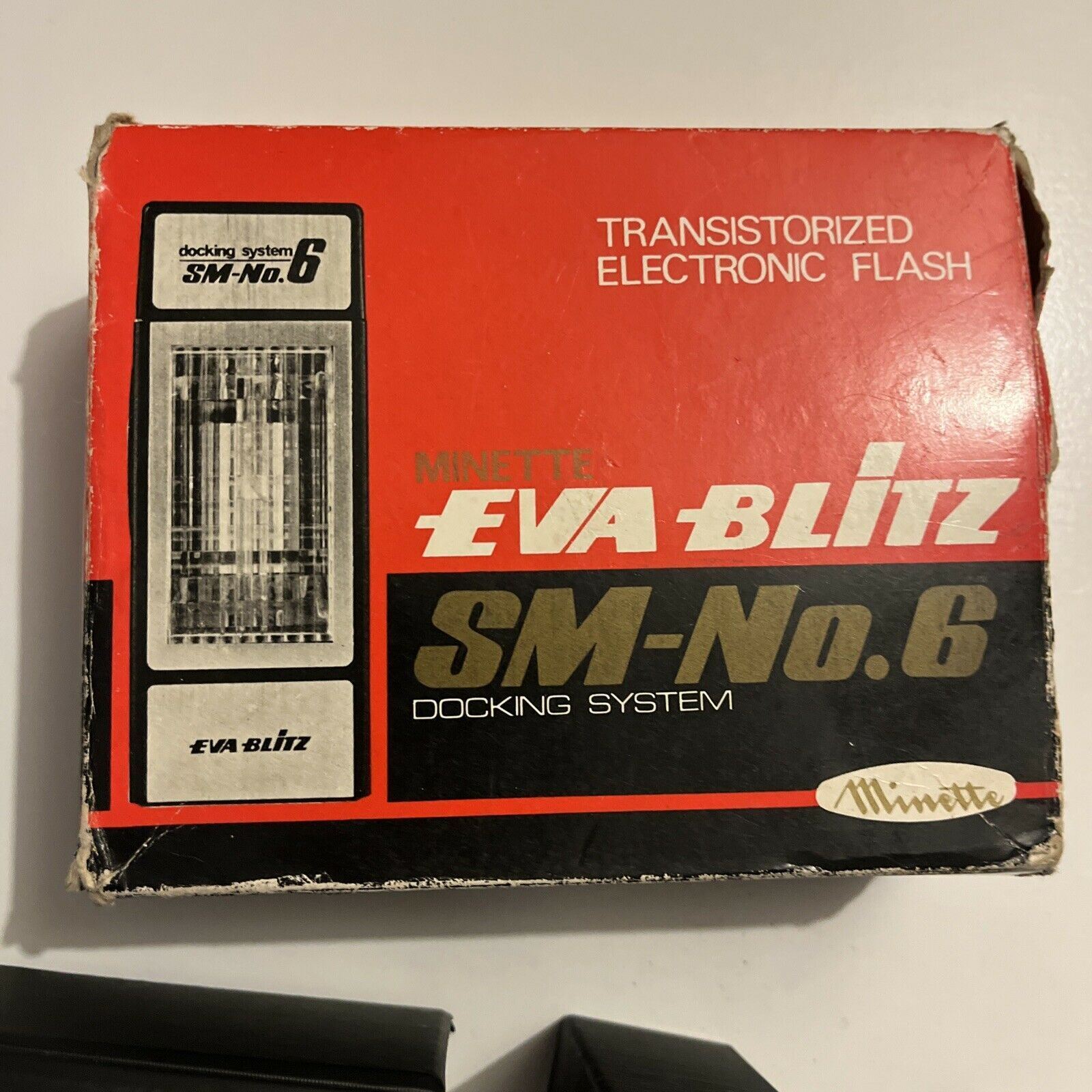 Minette Eva Blitz SM-No. 6 Docking System – Transistorized Electronic Flash
