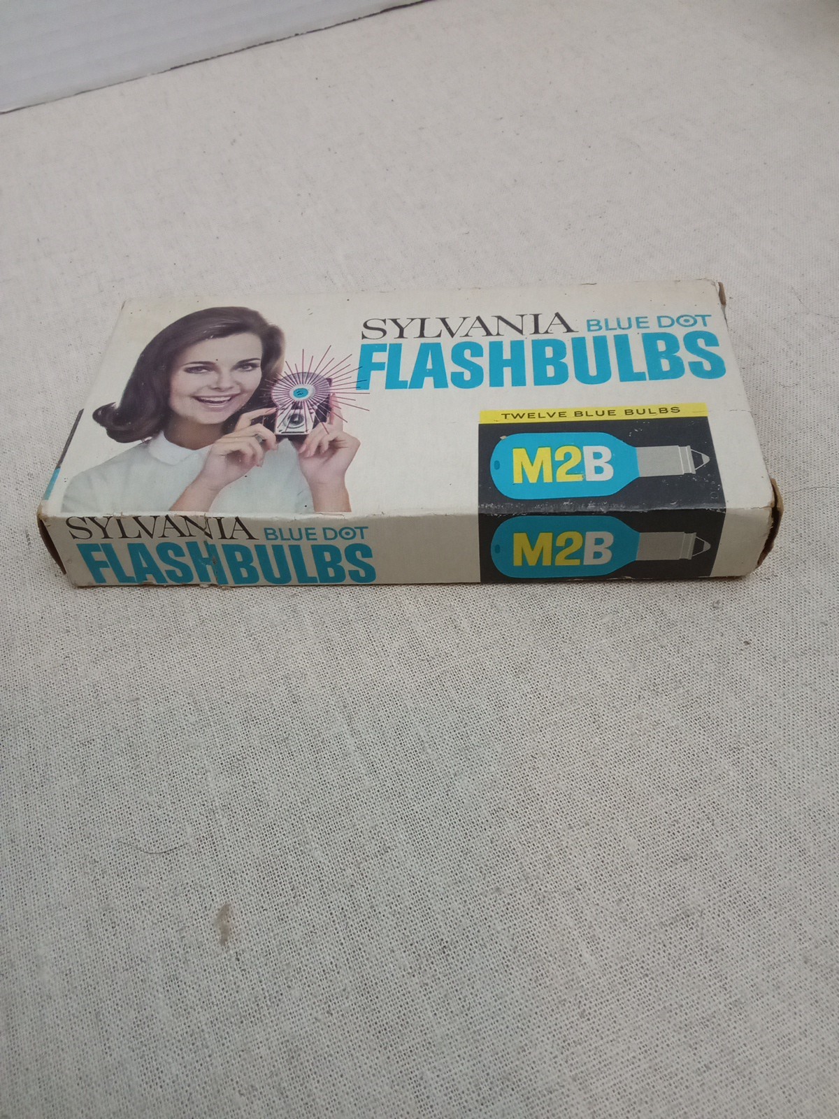 Sylvania Blue Dot Flashbulbs M2B Set Of 12, Open Box; Unused Bulbs