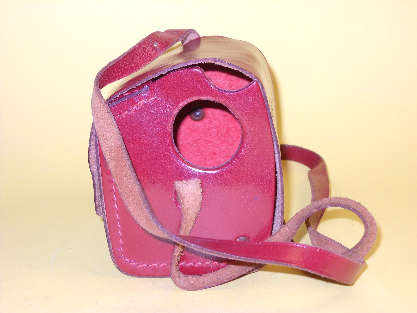 Vintage case in leather for Bilora Boy in very good condition!
