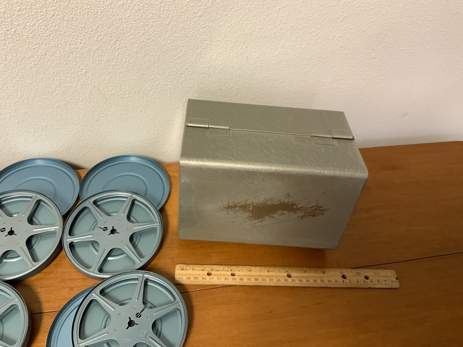 Vintage 200 ft 8 mm Film Reels + 10 Metal Cases Compco + Scherer + Carry Box