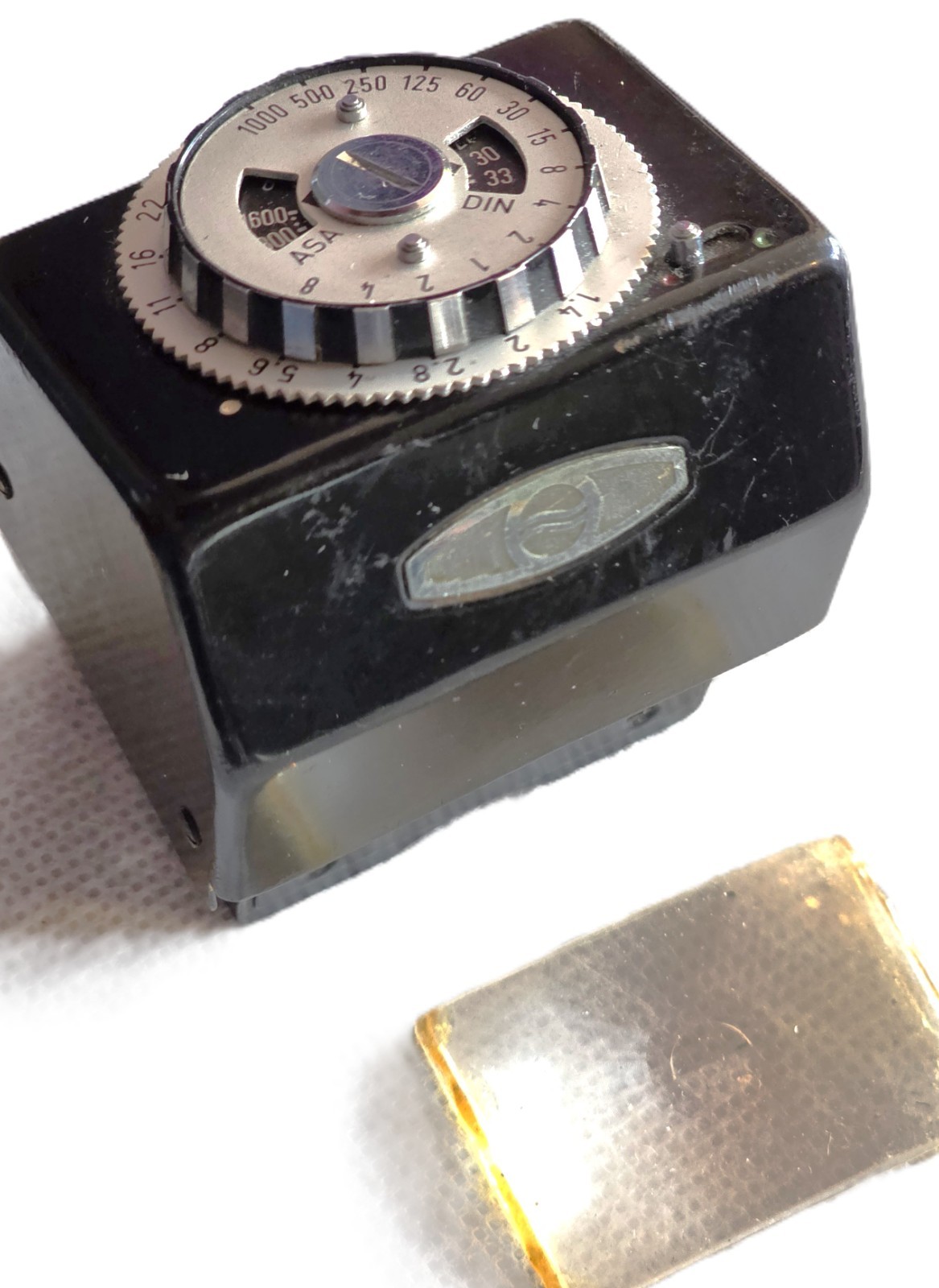 Harwix Berlin TTL-Prisma CDS meter prismfinder for Exakta SLR, with focus screen