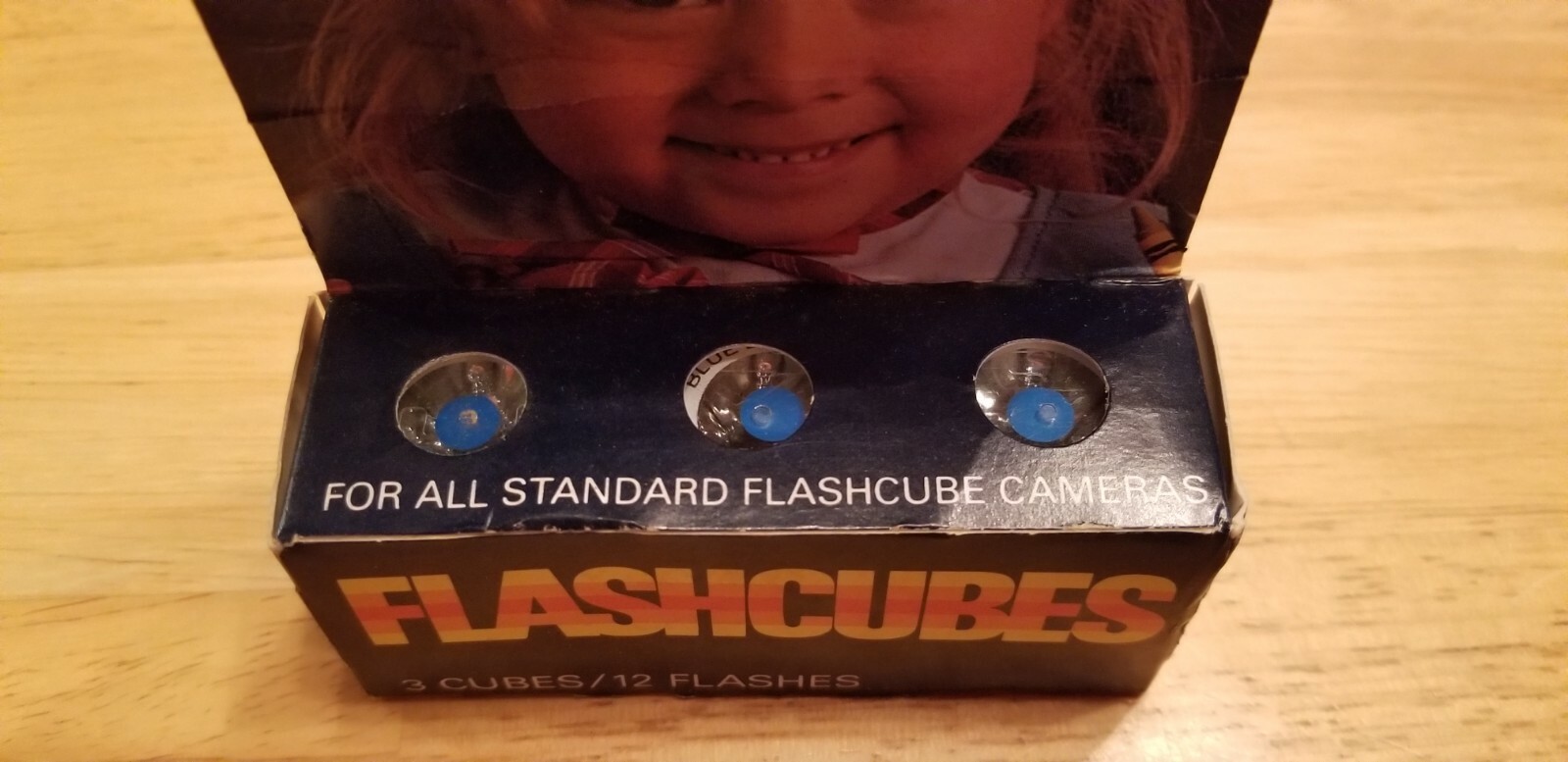 Vintage Sylvania Blue Dot FLASHCUBES 3 Cubes 12 Flashes New In Package