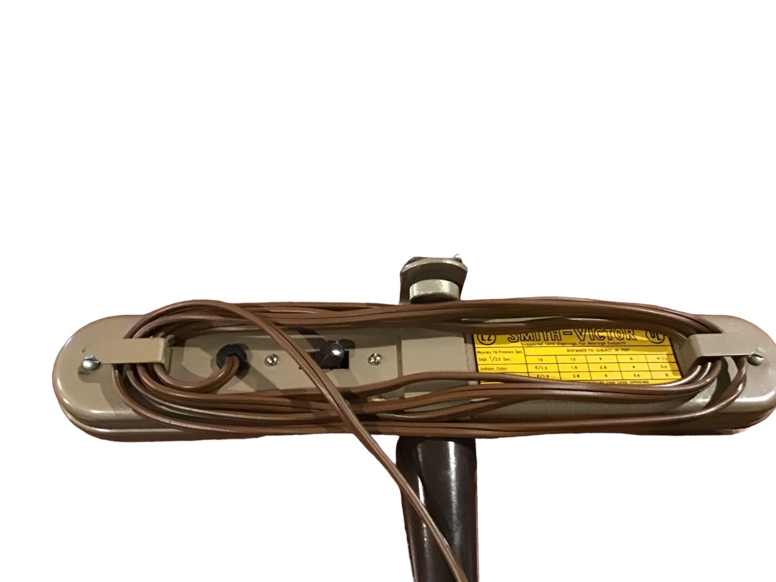 Vintage Smith-Victor Bar-Lite Photo Light Bar & General Electric 375 Watt Bulbs.