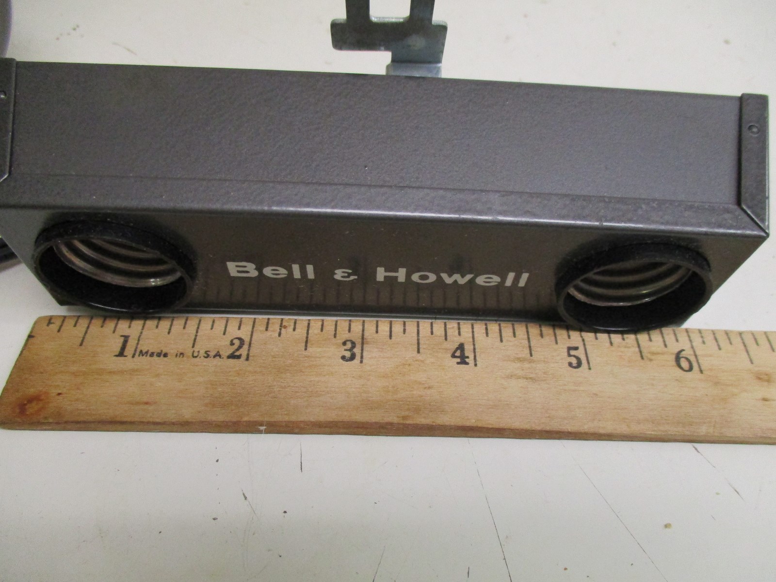 Vintage Bell & Howell Light Bar and Flood Lamp No. 014044 WORKING in orig. box
