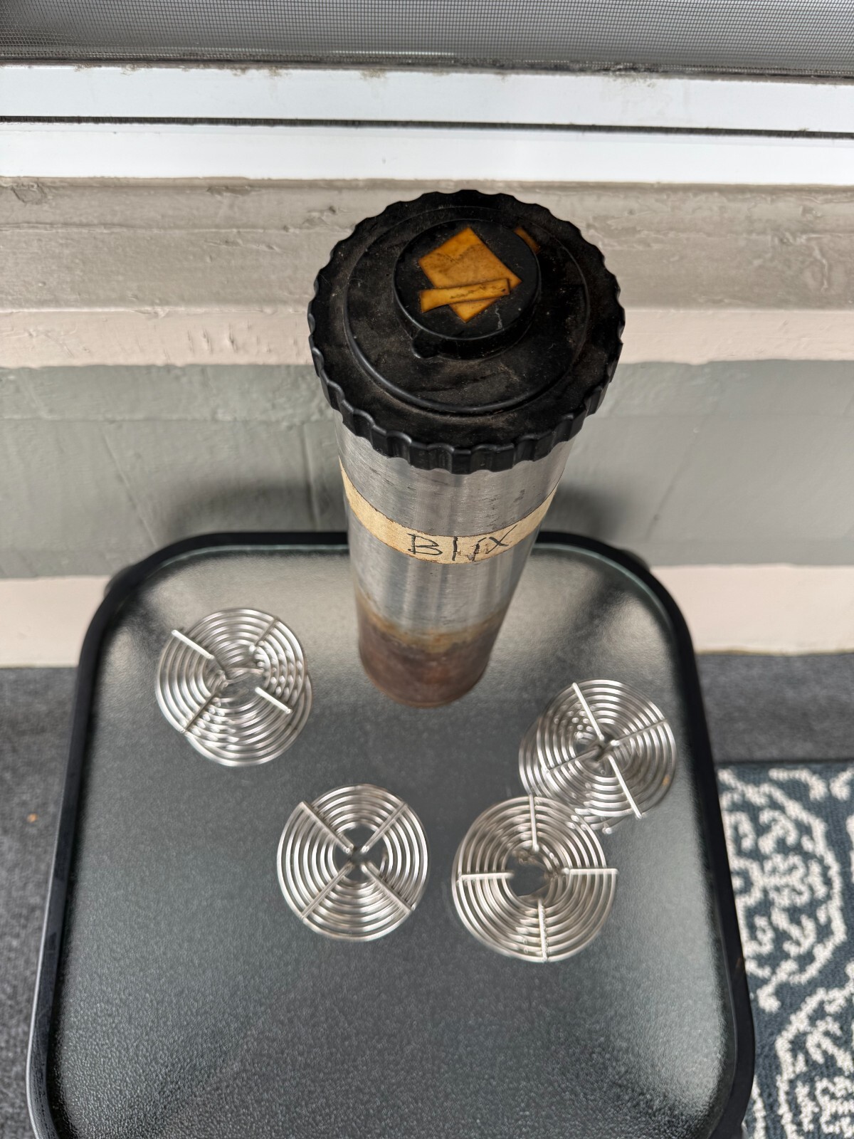 4 Reel Metal Film Canister with 4 Reels 35 mm