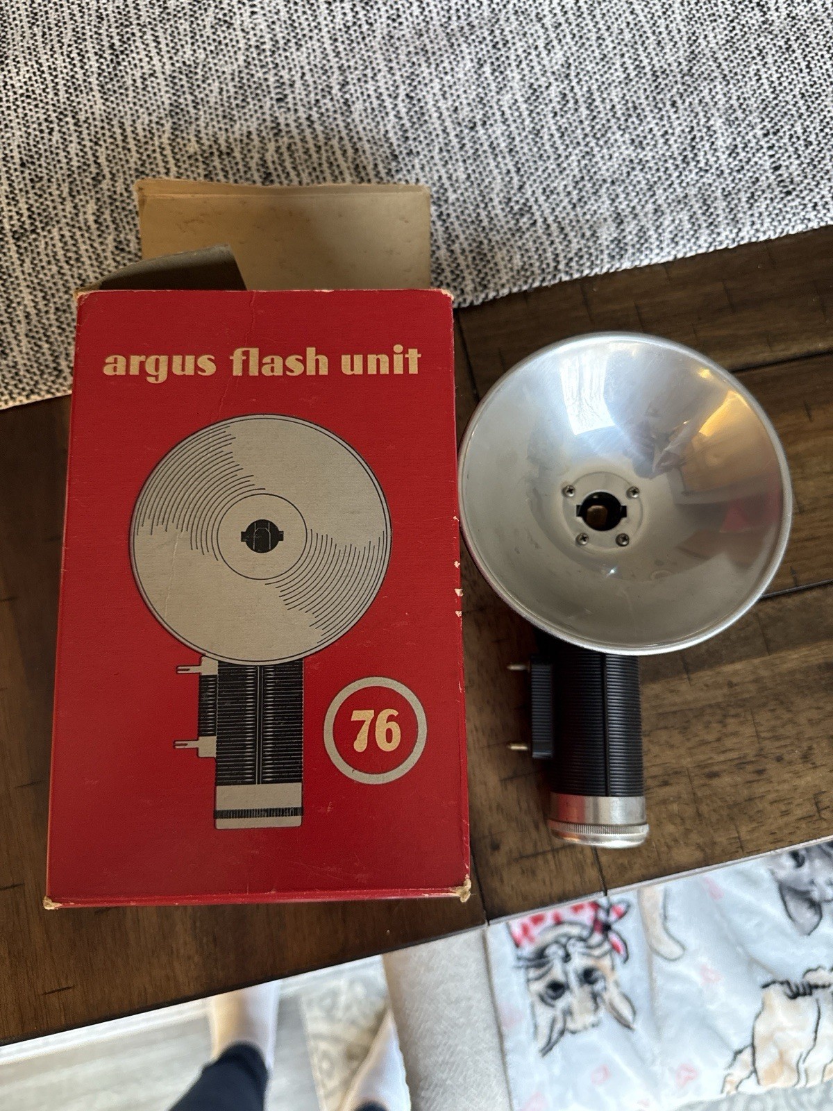 Argus Model 76 Flash Unit Vintage Camera Flash w Original Box Mid Century