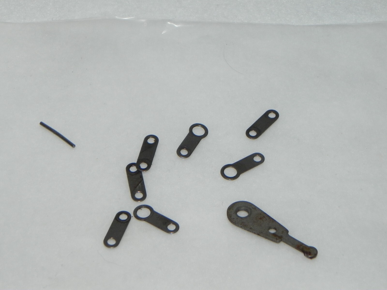 Ampro Futurist 8 Projector Parts: Little clips & pin