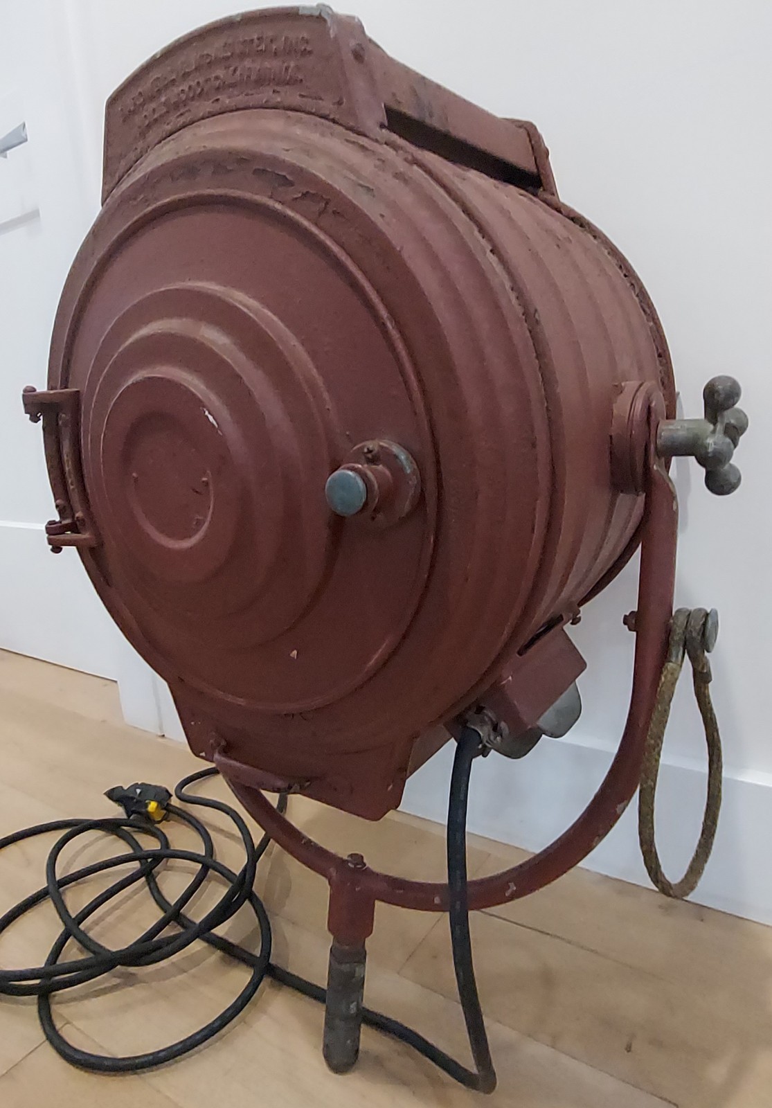 Bardwell & McAlister Hollywood Movie Keg Light 10″ Fresnel stage spot California