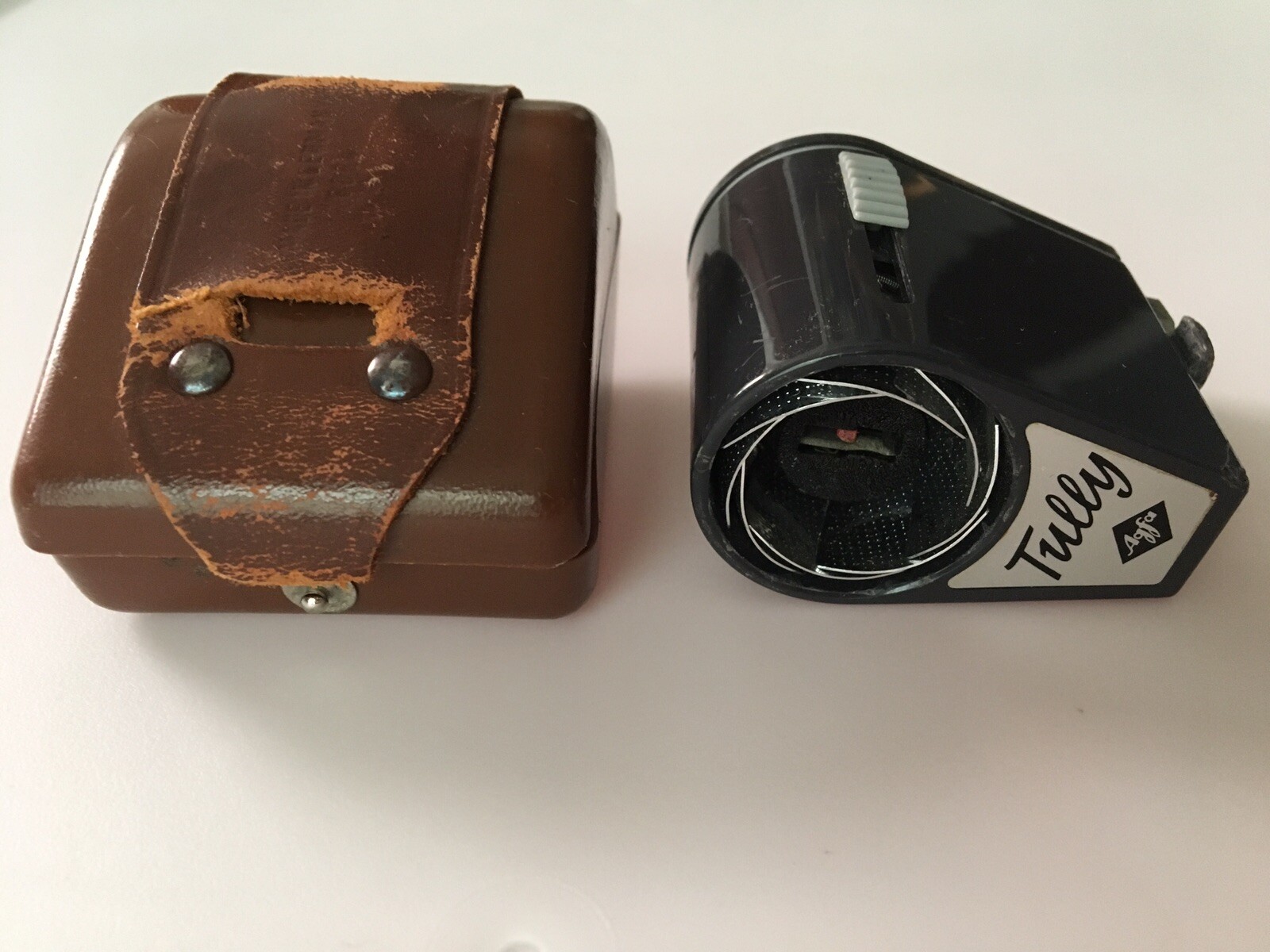 VINTAGE AGFA TULLY FLASH UNIT WITH CASE