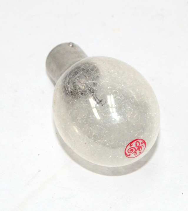 Press 25 Clear Flashbulbs (12) Sold By the Dozen of mixed brands. NOS
