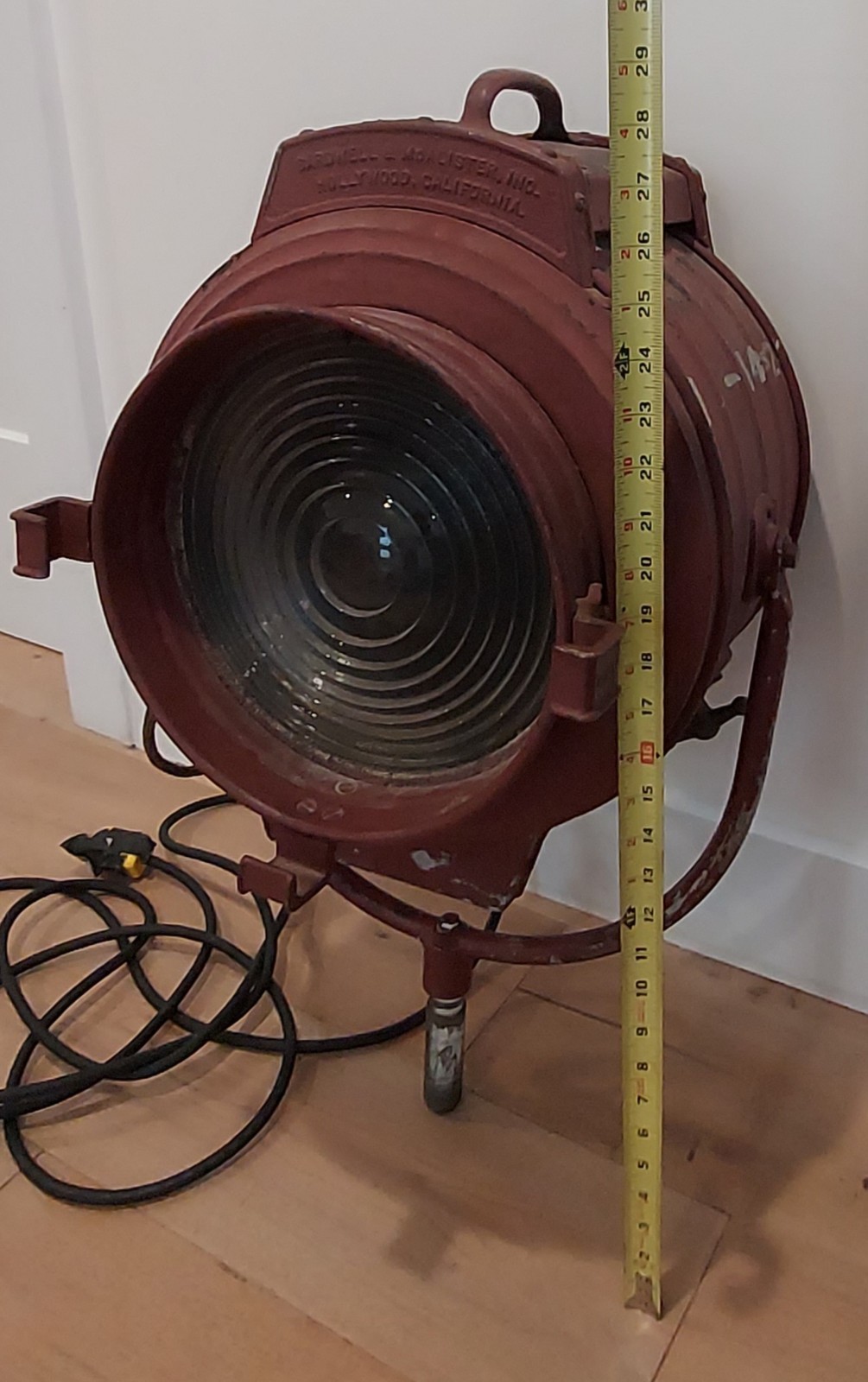 Bardwell & McAlister Hollywood Movie Keg Light 10″ Fresnel stage spot California