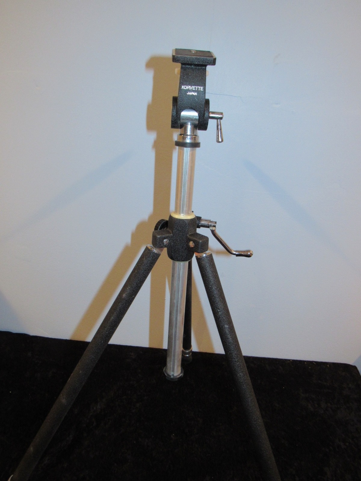 Vintage E.J. Korvette Deluxe Elevating Tripod Photography Videography JAPAN