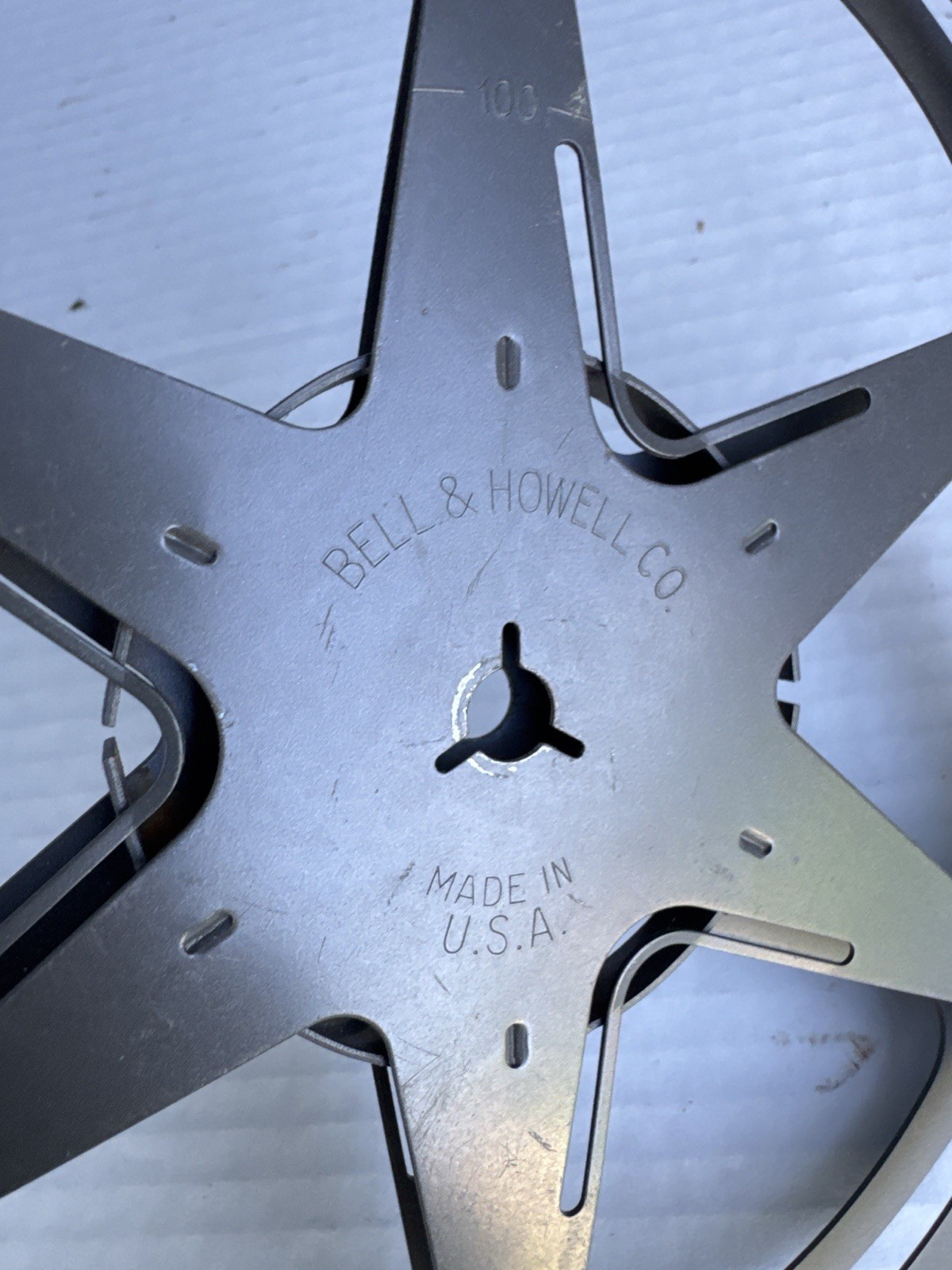 Vintage Bell & Howell 7” Metal Film Reel 400ft Movie Take Up Spool USA