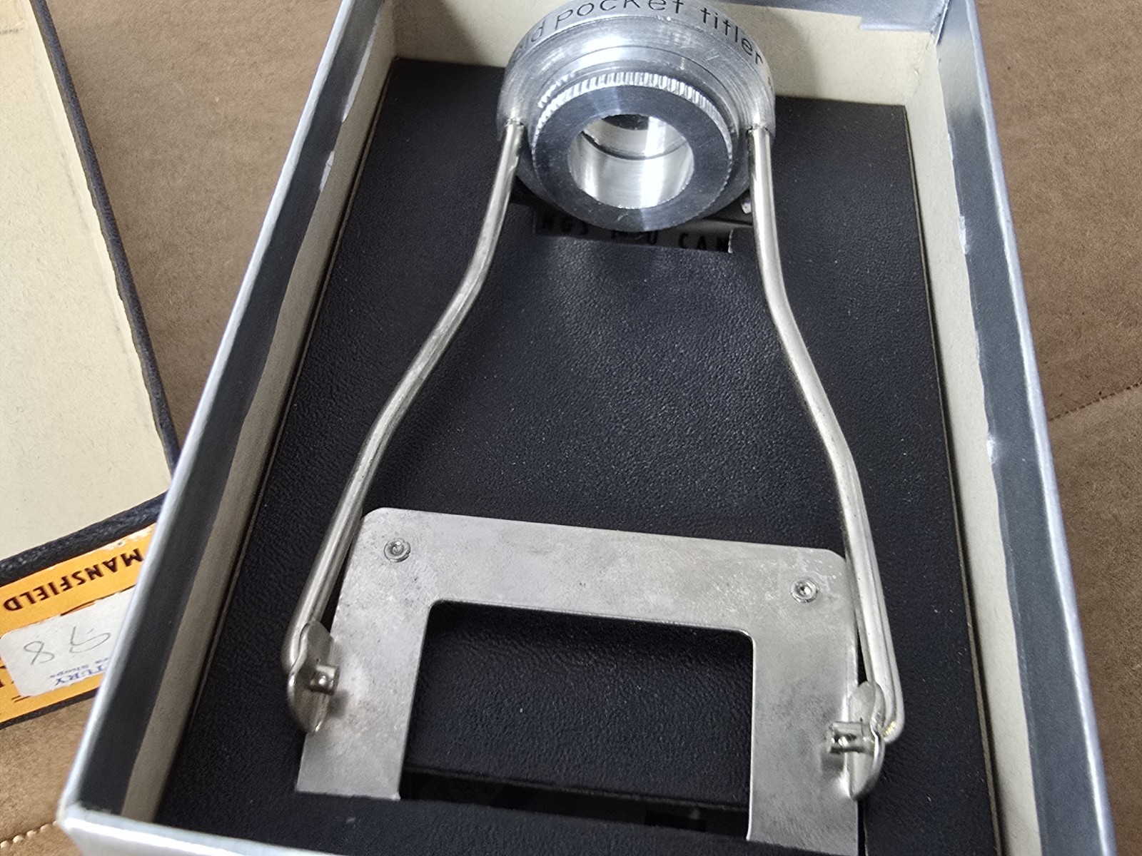 VINTAGE MANSFIED POCKET TITLER FOR 8MM MOVIE CAMERA