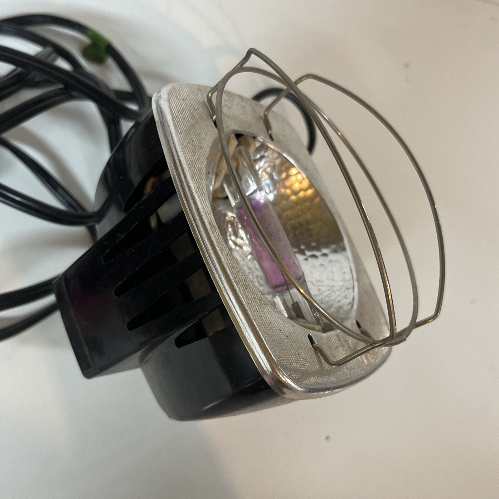 Vintage Sylvania Sun Gun Light Model SG-55T Top Mount For Super 8 Camera Tested