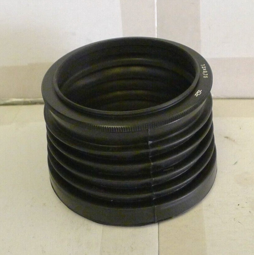 Russian KMZ 72 x 0.75 Camera Plastic & Rubber Lens Hood