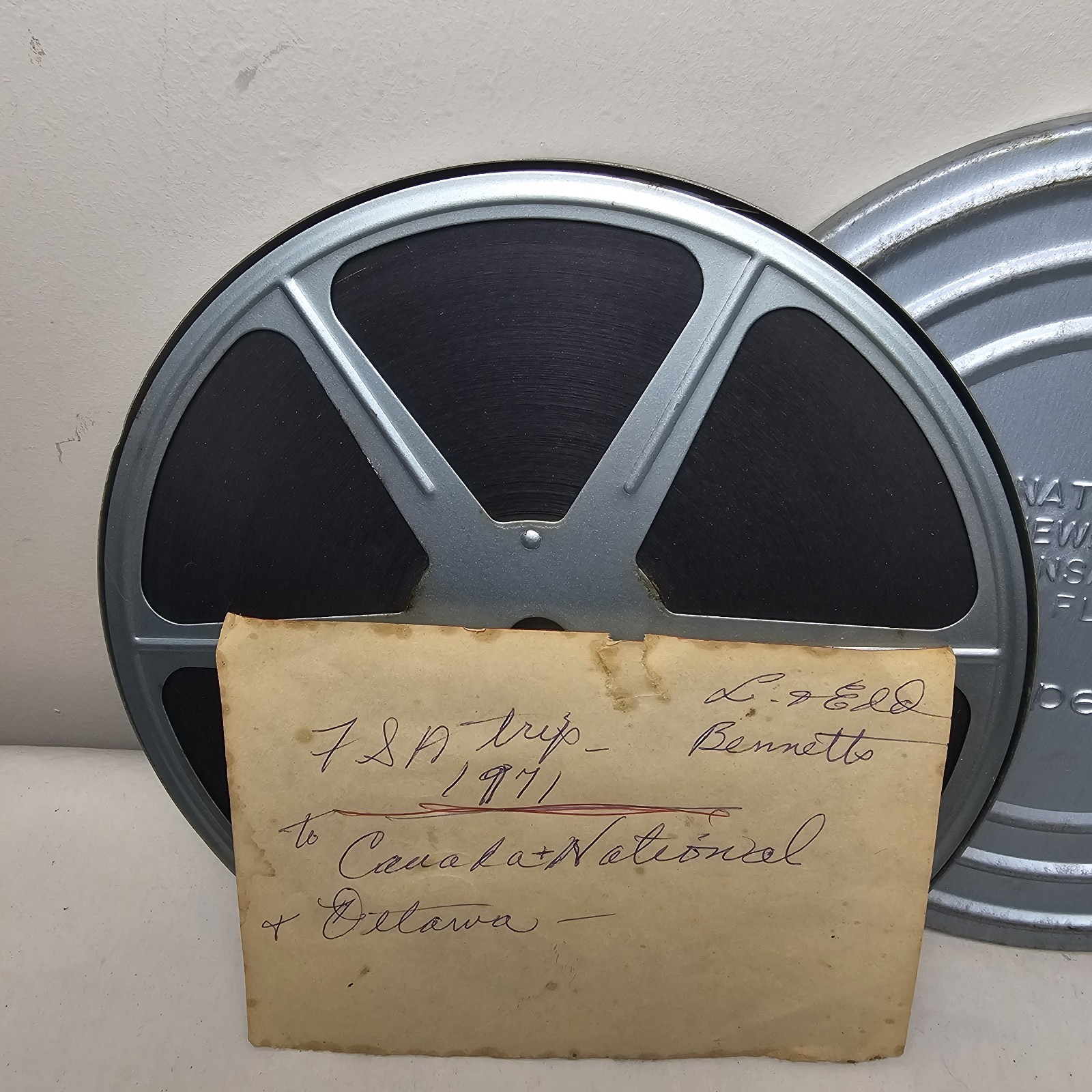 3x Lot 7” 8mm Metal Film Reels w/ Canisters 2 Empty 1 Mystery Content 400ft Cans