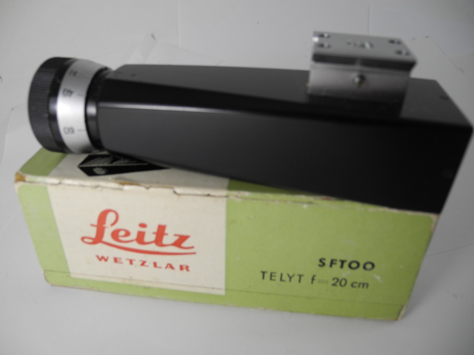 LEICA SFTOO Telyt 20cm 200mm finder only, MINT IN BOX PERFECT