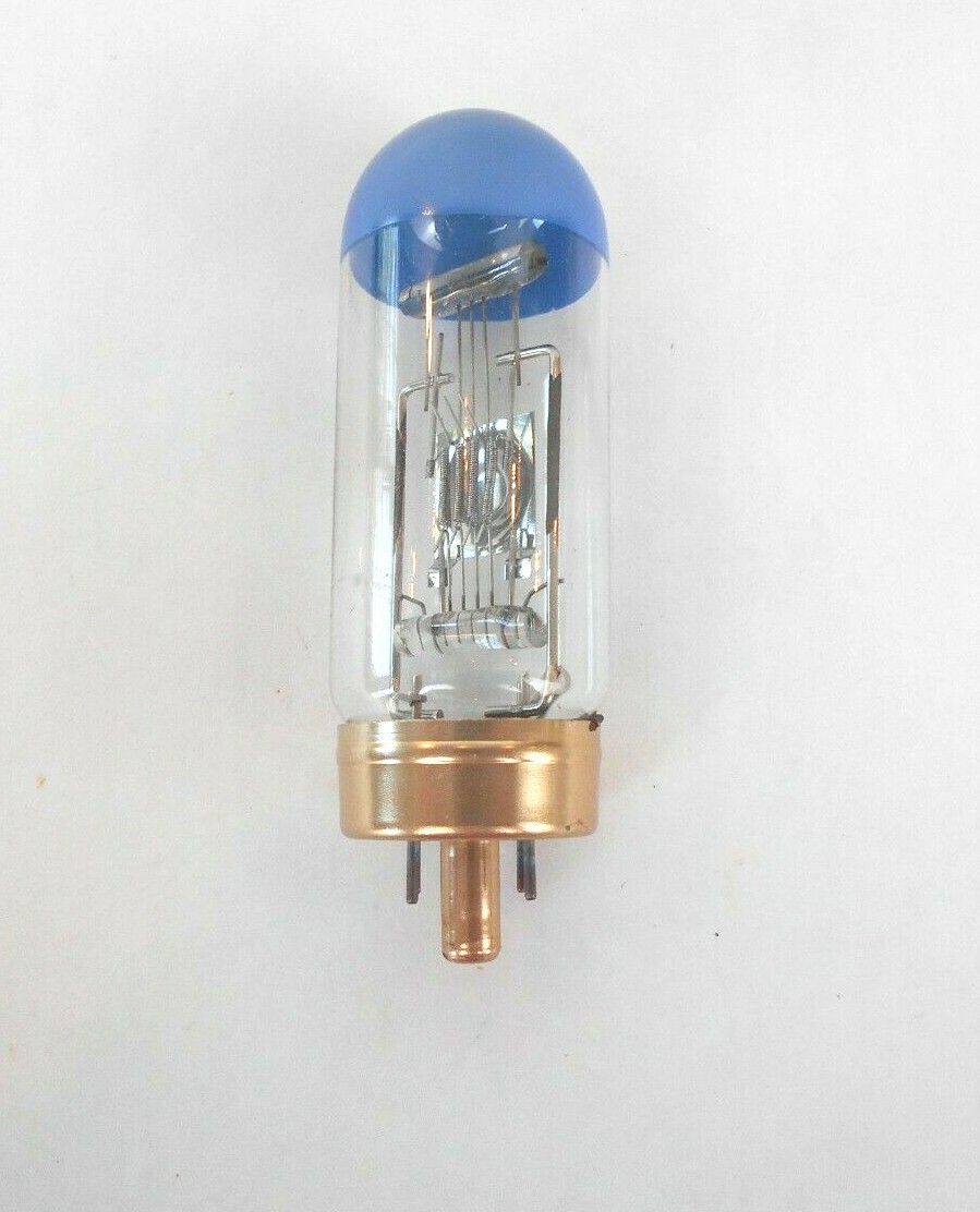 Sylvania CZA/CZB 500 Watt 120V Bulb Brownie 500 Movie Projector Model C (bin KK)