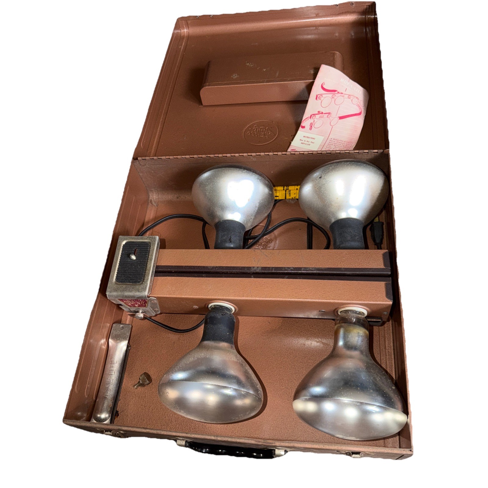 Vtg Acme Lite Mov-E-Lite Model R4 Movie Light 4 Bulb Lighting Bar w/ Case+book
