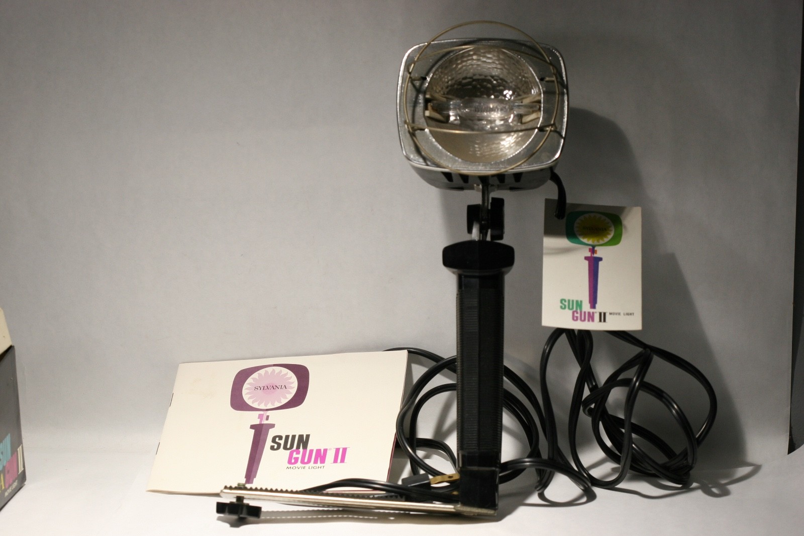 Vintage Sylvania Sun Gun II Movie Light Model SG-55 W/ Box