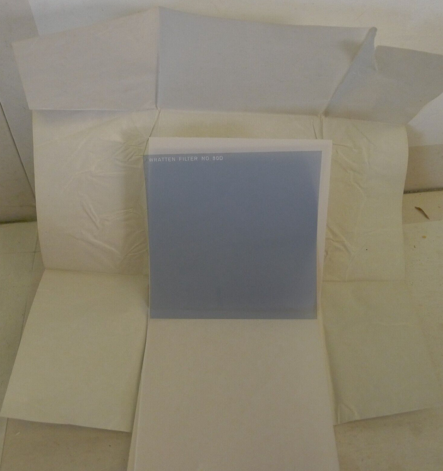 Kodak Wratten Gelatin Photoflash Filter No 80D 3″ x 3″ HTF & Lens Cleaning Paper