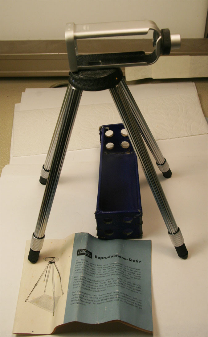 MINOX Reproductions Copying Stand