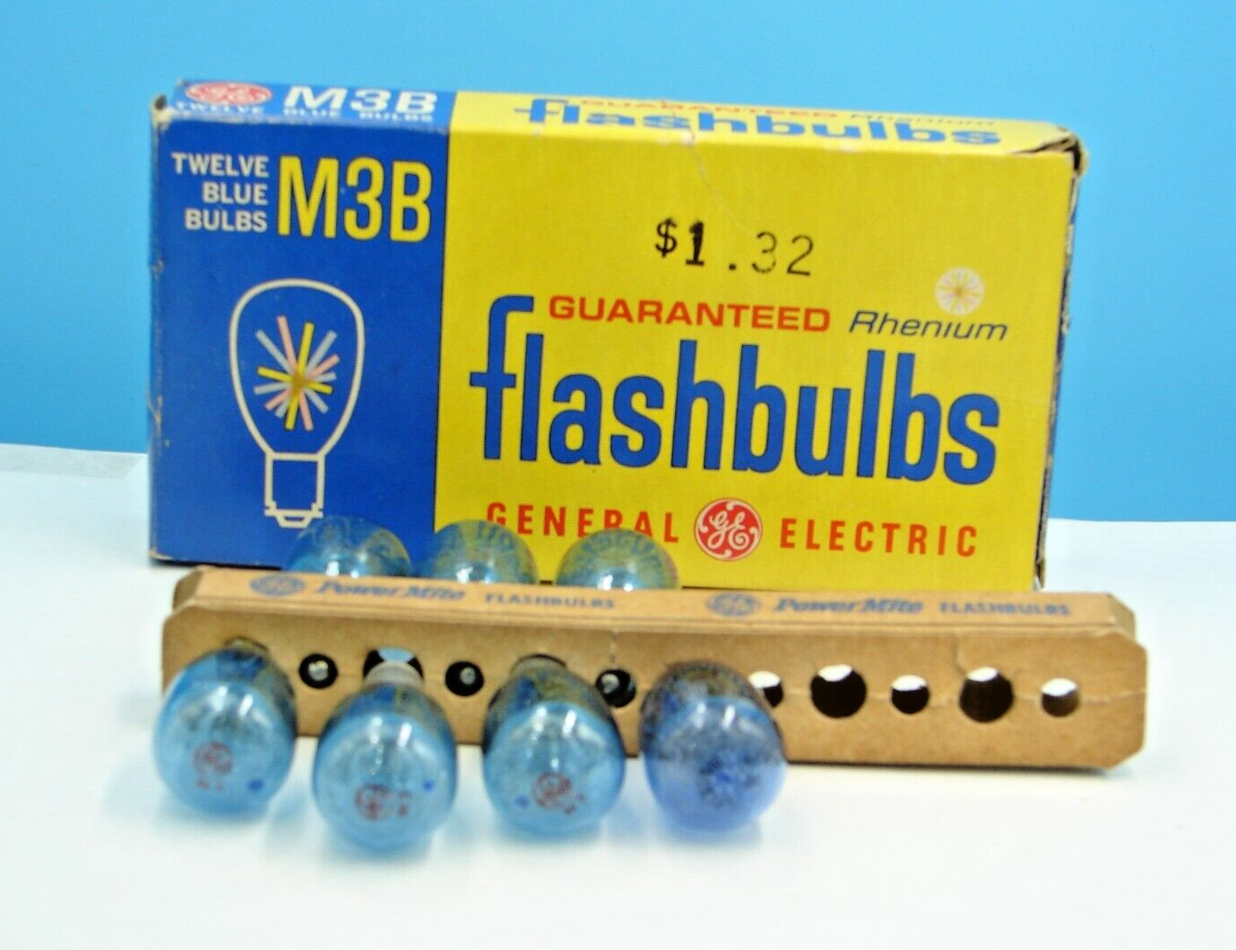 Sylvania M2B & M3 Flashbulbs & General Electric M3B Flashbulbs New 5 boxes