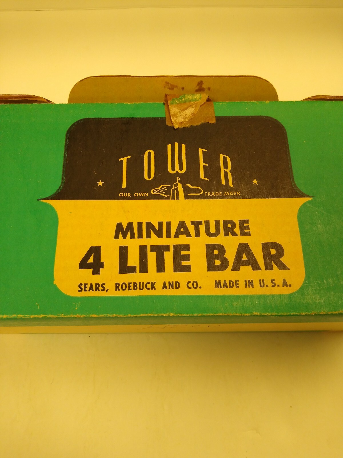 Vintage Tower Sears Roebuck And Co Photo Miniature 4 Lite Bar Tested & Works