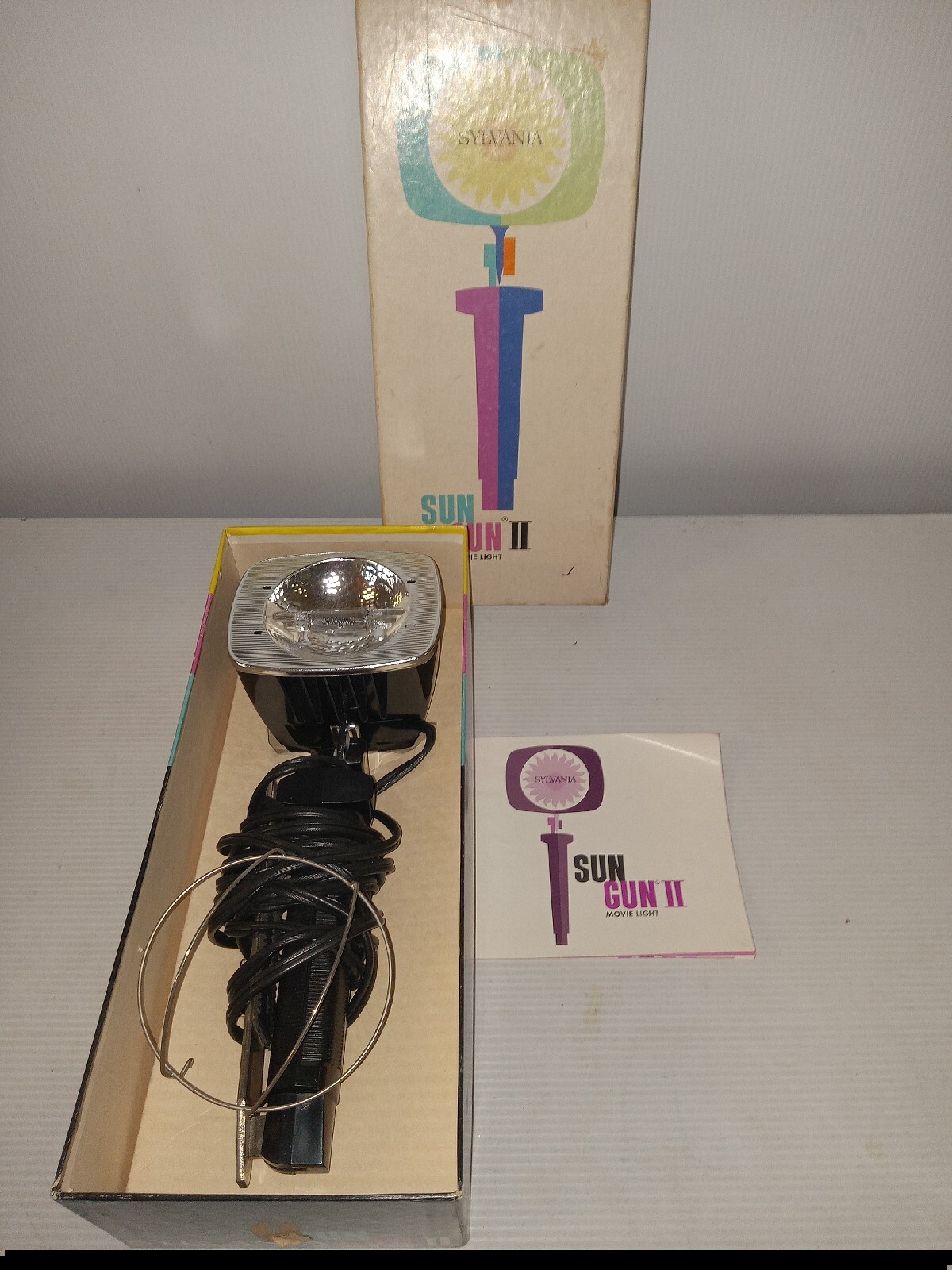 Sun Gun II 2 Movie Light Sylvania SG-55 Vintage with Box (#00u)