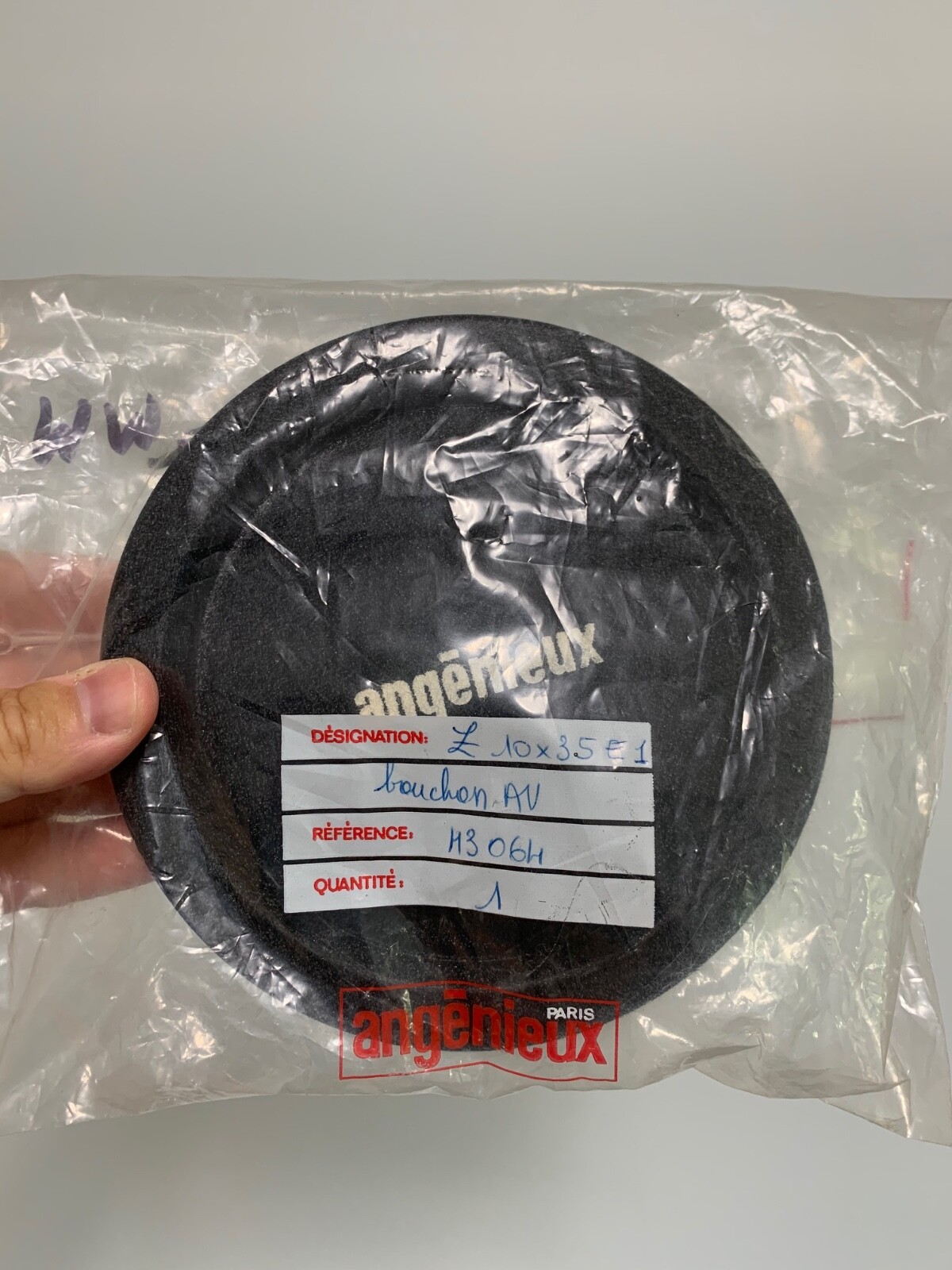 Angenieux 152mm front lens cap Factory New Push On Vintage Movie Camera Lens