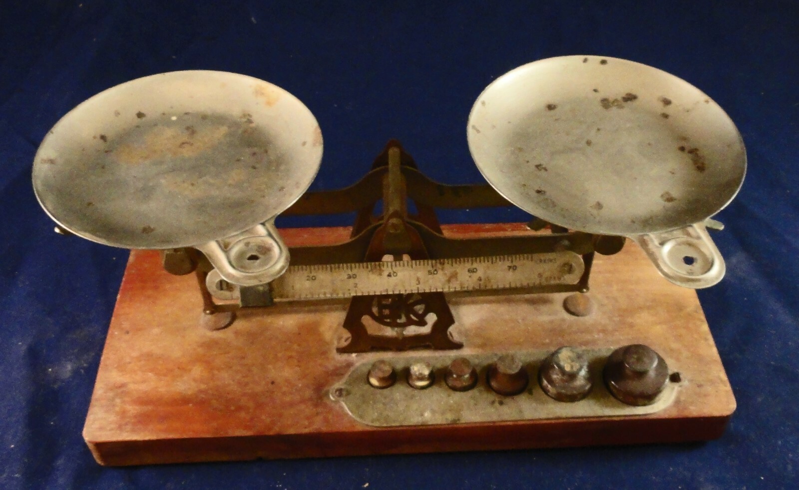 KODAK Studio Scale with OZ weights for Photographic Purposes