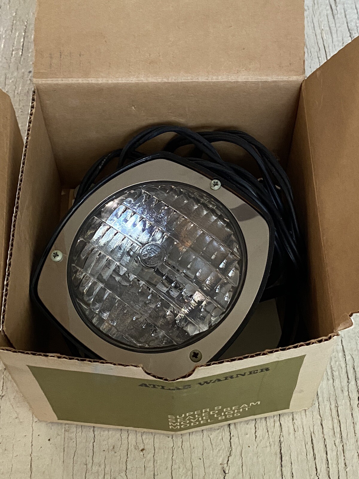 Vintage Atlas Warner Super 8 Movie Sealed Beam Light Model 855 in original box