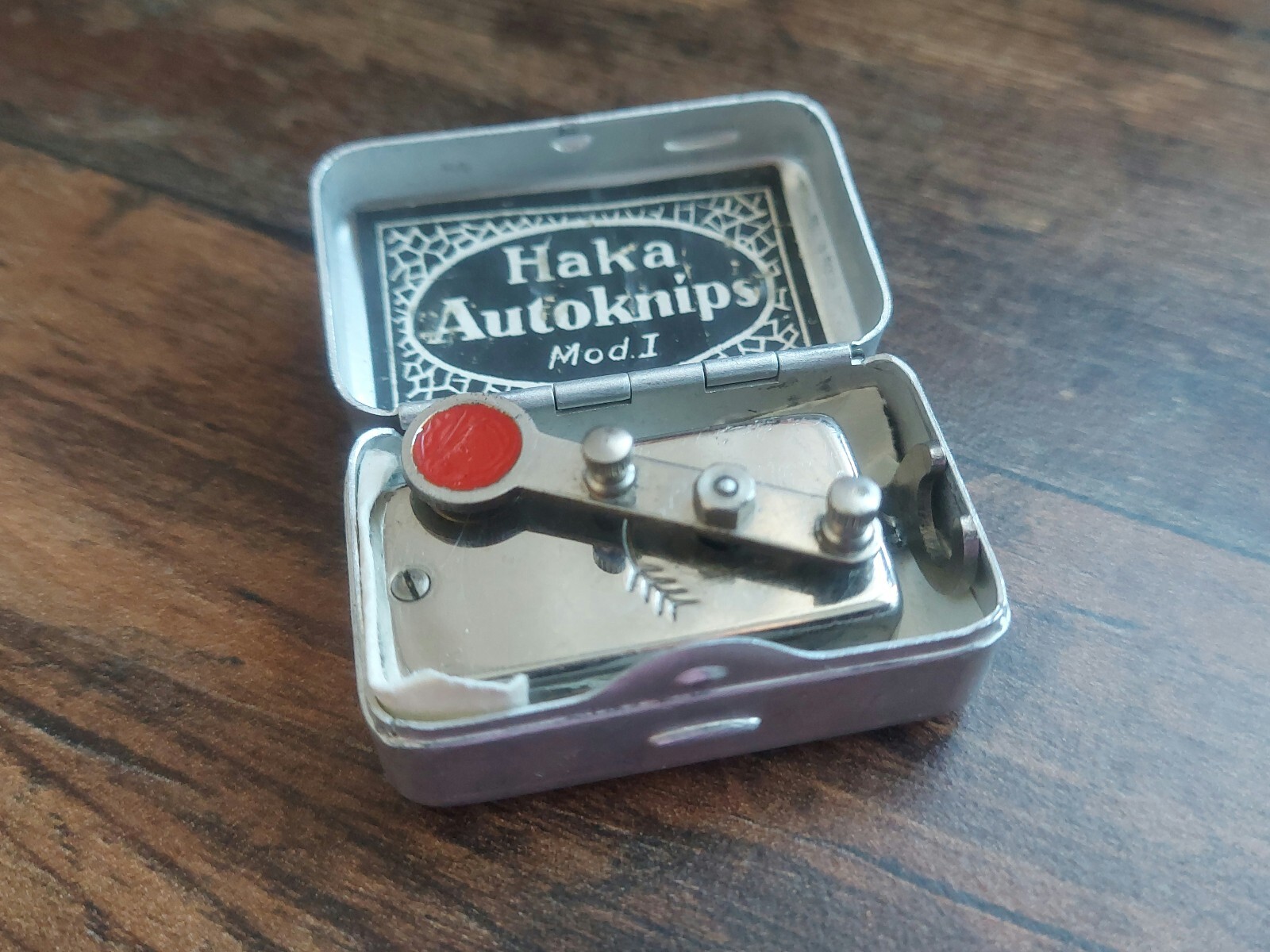 Vintage HAKA self timer Autoknips D.R.G.M. model 1