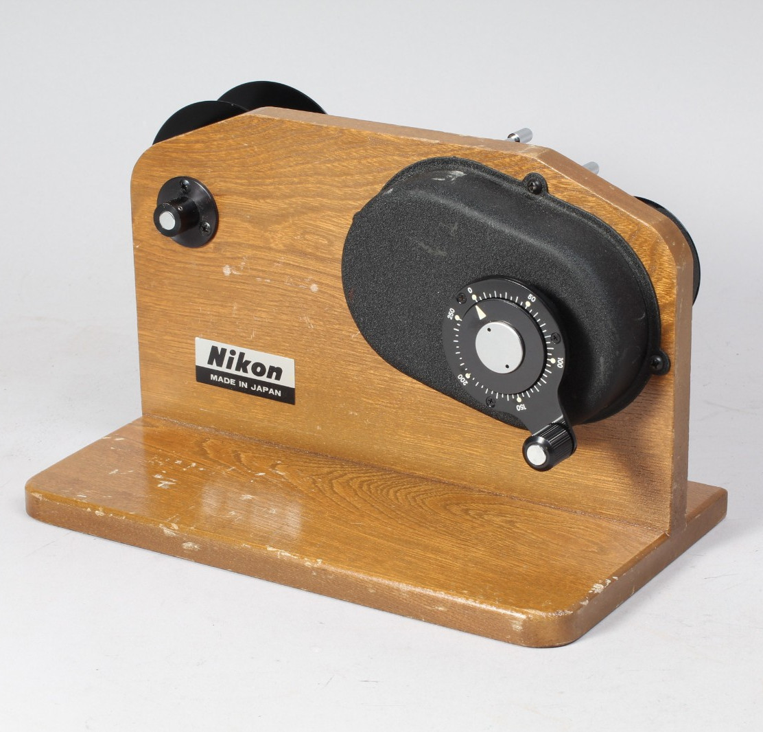 NIKON F250 BULK FILM LOADER W ONE MZ-1 FILM CANISTER & SPOOLS FOR F AND F2