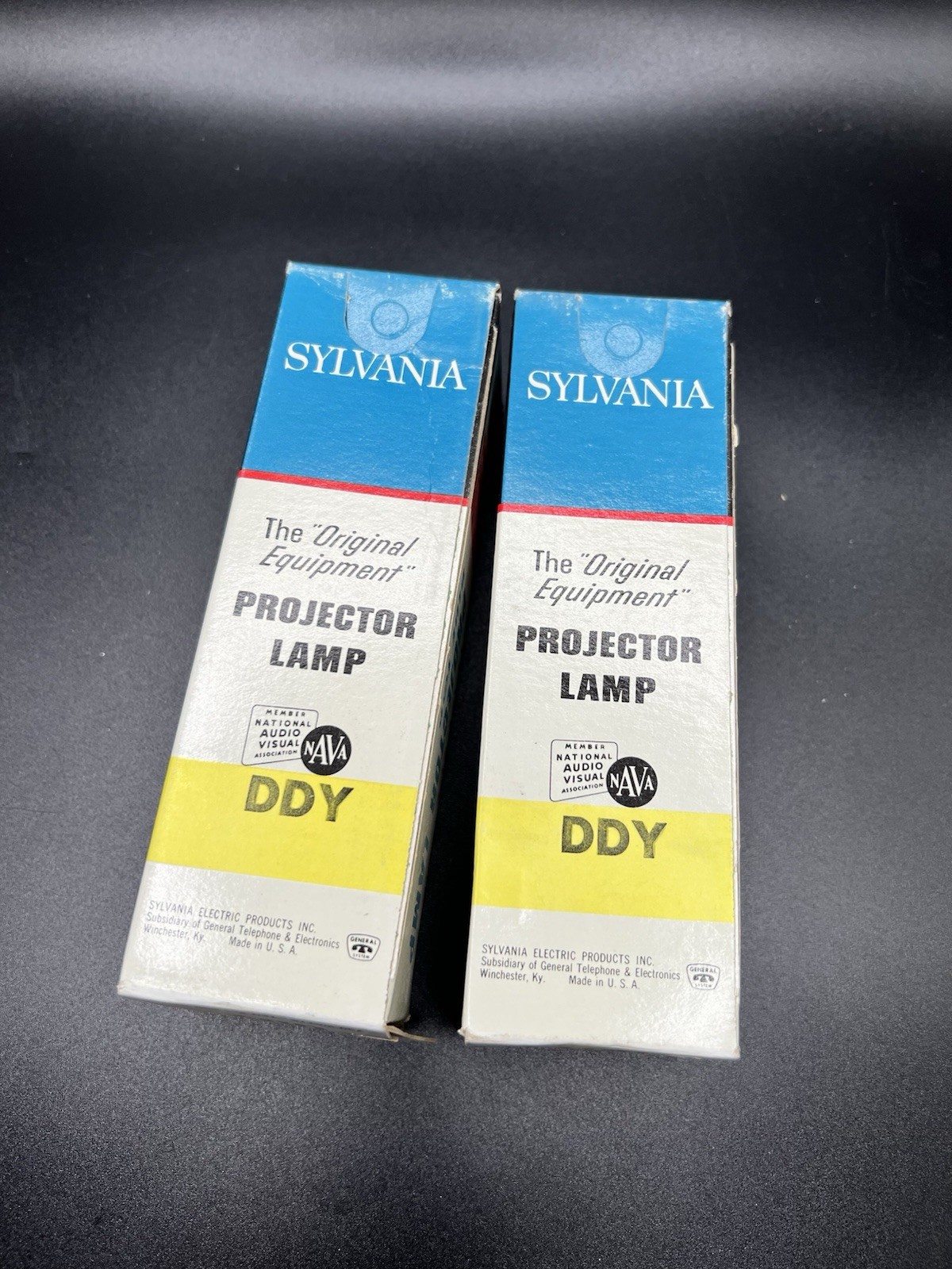 (2) DDY / PROJECTION LAMP, BULB / 120v 750w /