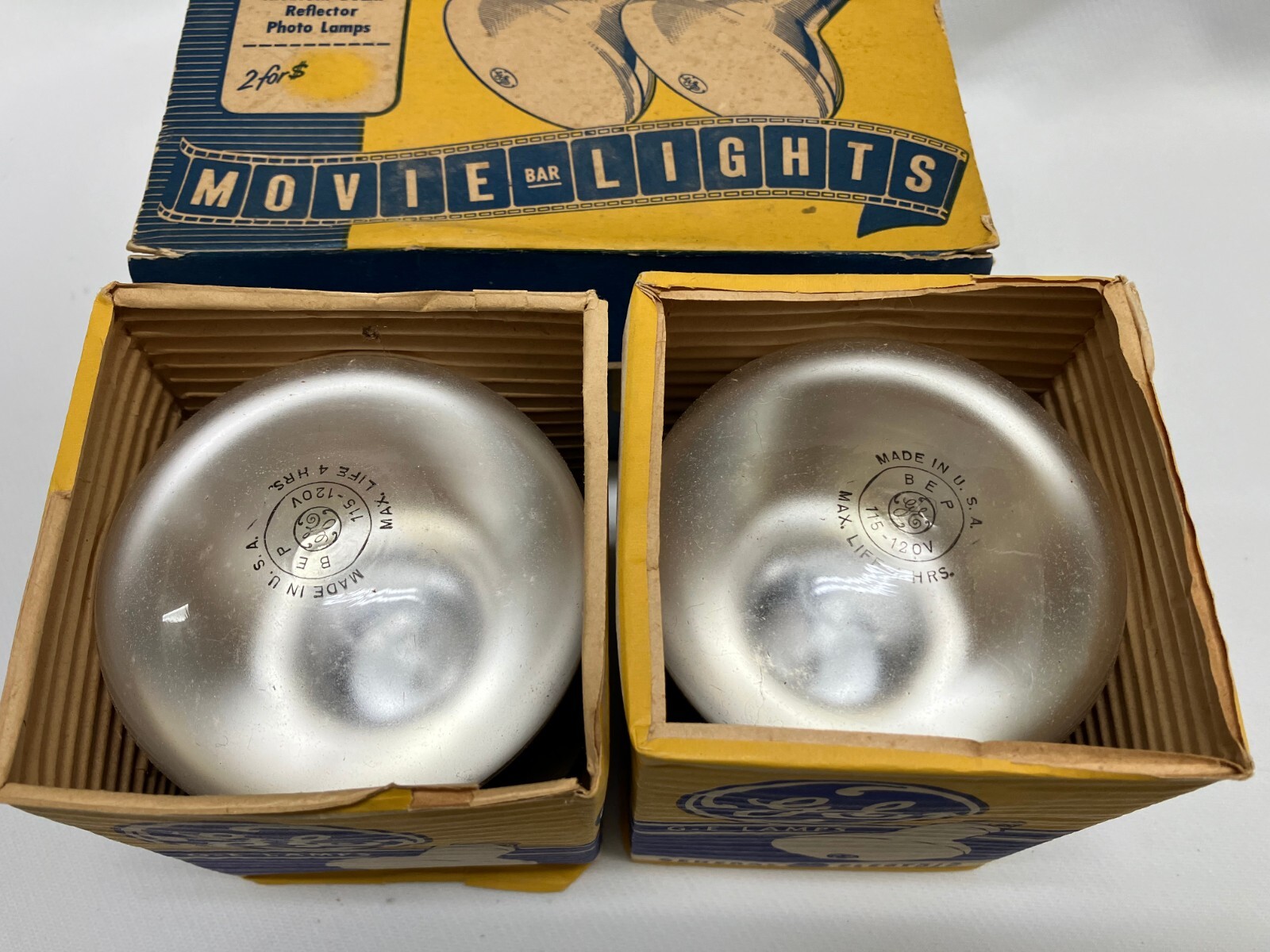 Vintage GE Movie Bar Lights 300 Watt Original Box Untested