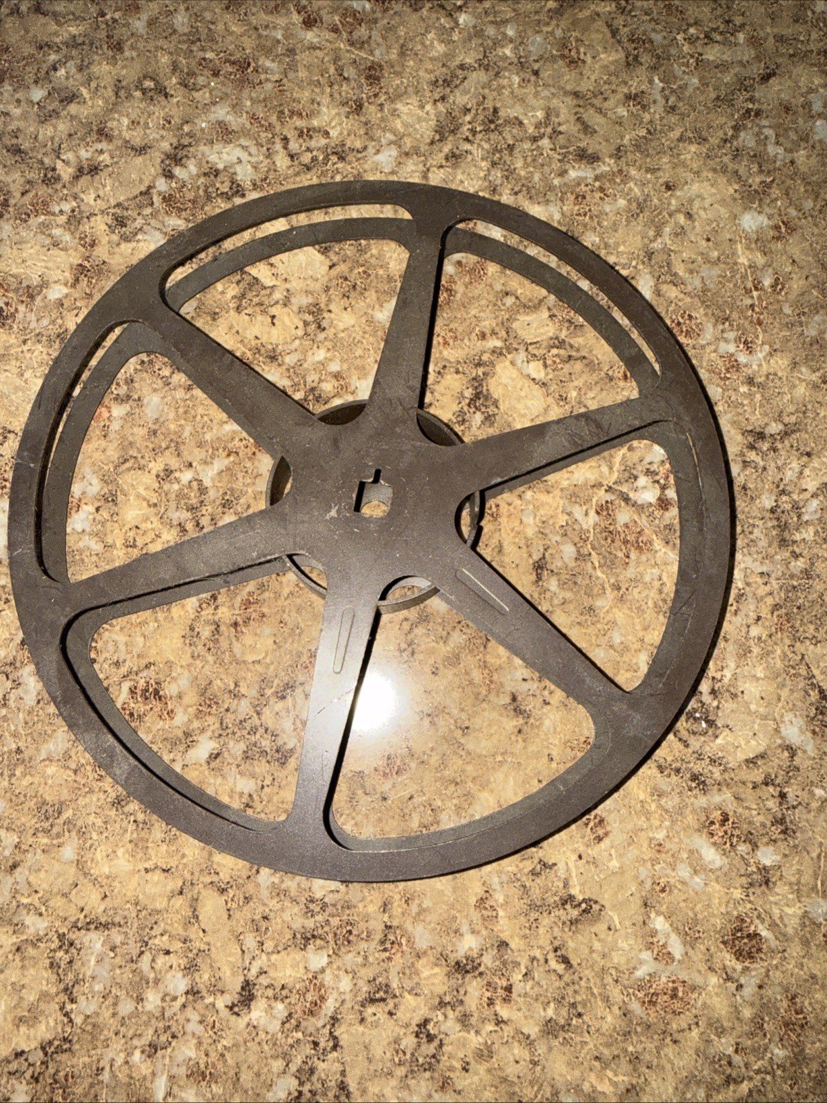 16 mm VINTAGE Motion Picture Film Projector Reel Empty 7″ Brown