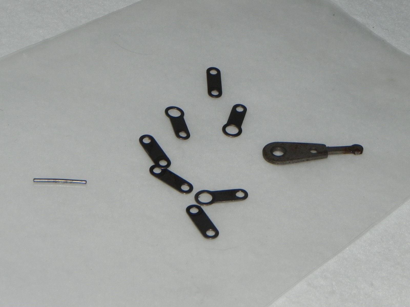 Ampro Futurist 8 Projector Parts: Little clips & pin