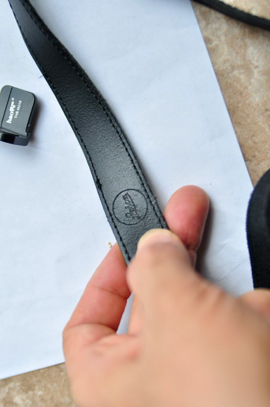 Leica Strap and Haoge M24B thumbs Up grip for Leica Typ M240,M240P,MTyp262