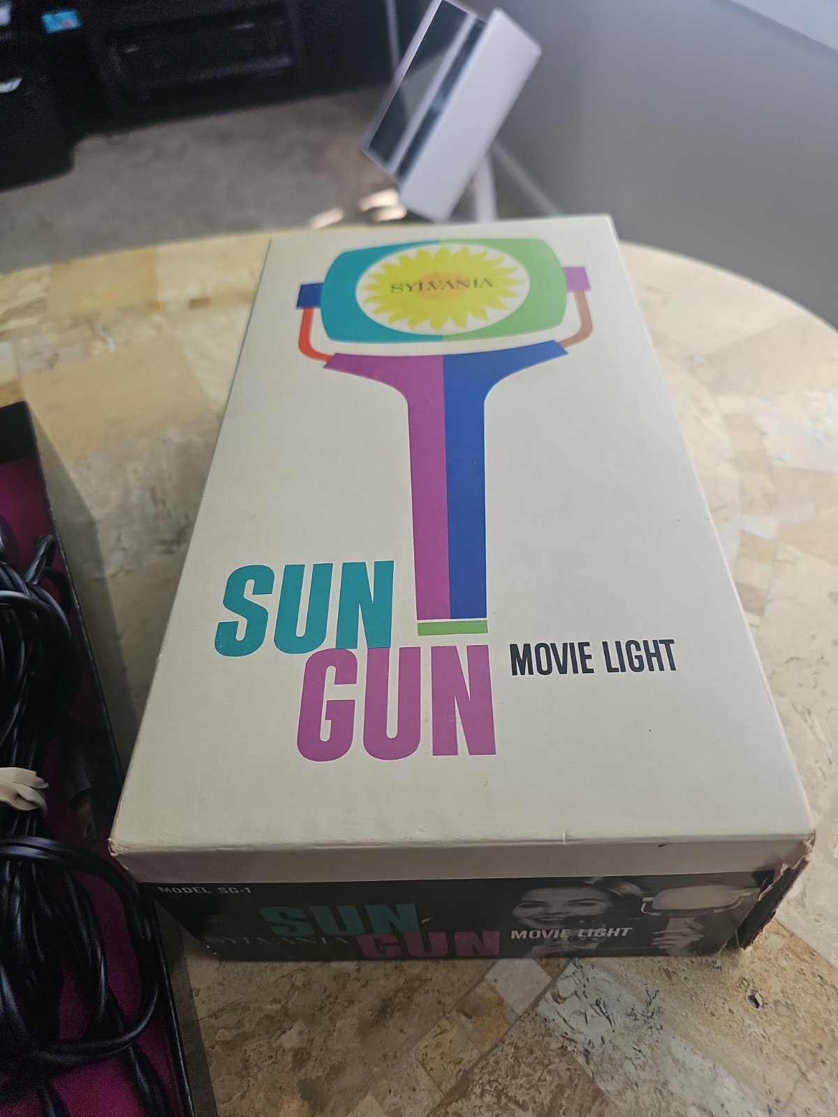 Sylvania SG-1 Sun Gun Movie Light Original Box Tested Working Manual VINTAGE