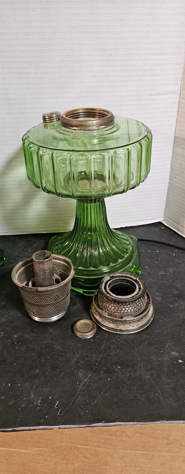 Lot Of 2 VTG 30s Aladdin Nu-Type Model BGreen Oil Lanterns See Pics Great Vtg Co