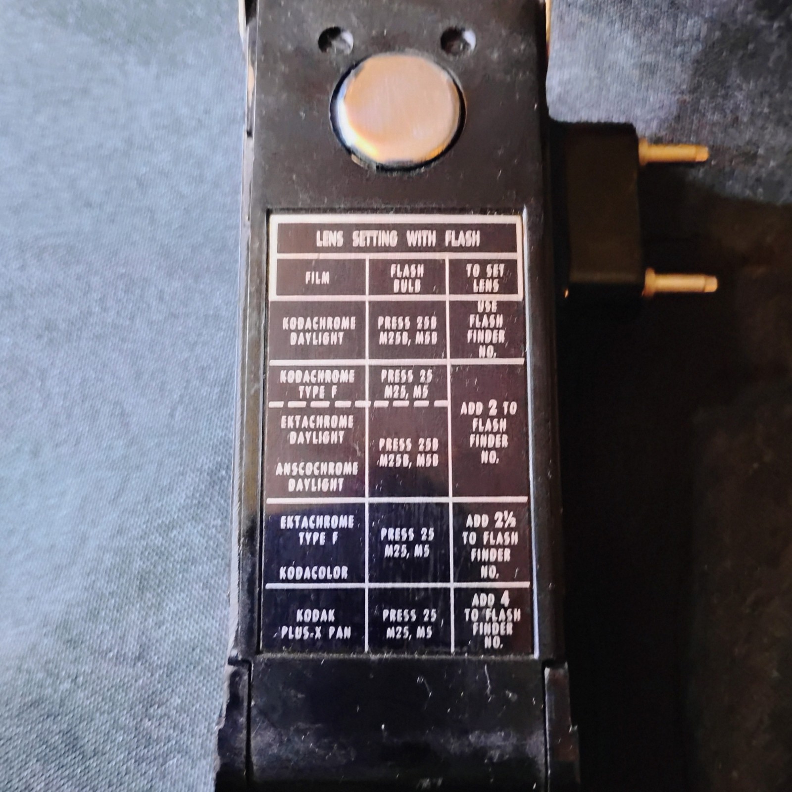 Vintage Argus Flash Gun Unit with Test Light & Exposure Dial – Untested