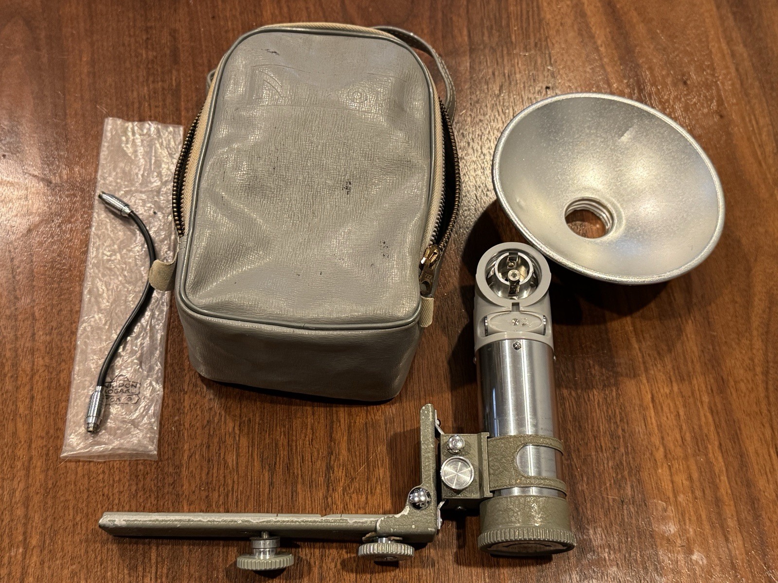 Vintage 1950s Flash Attachment NIKON BC-III BC3 Bracket Handle Flash