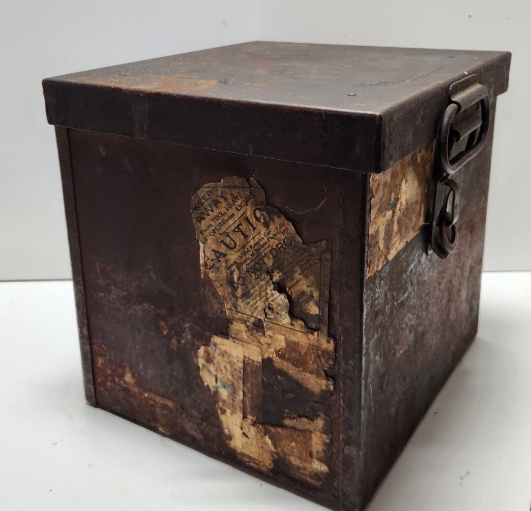 Vintage Hollywood Movie Reel Film Box ICC-32B Collectible Metal Box Decor L@@K