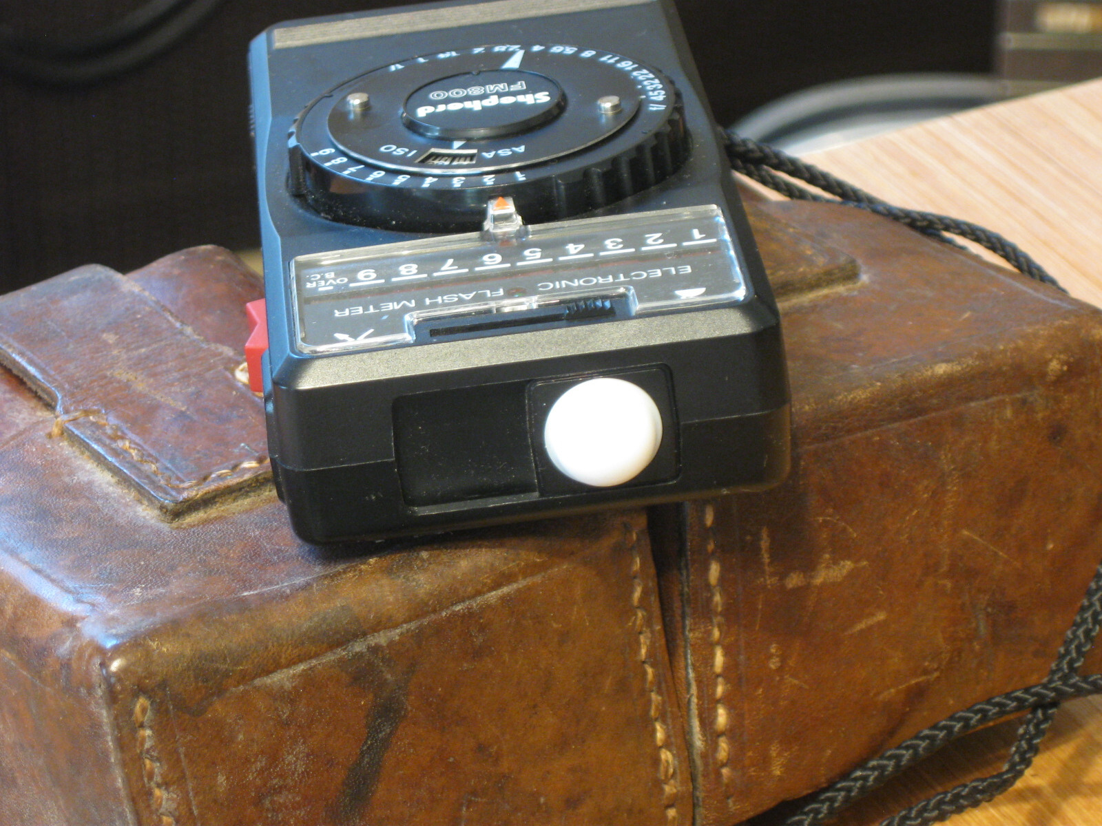 Vintage Shepherd FM800 Electronic Flash Meter & Case